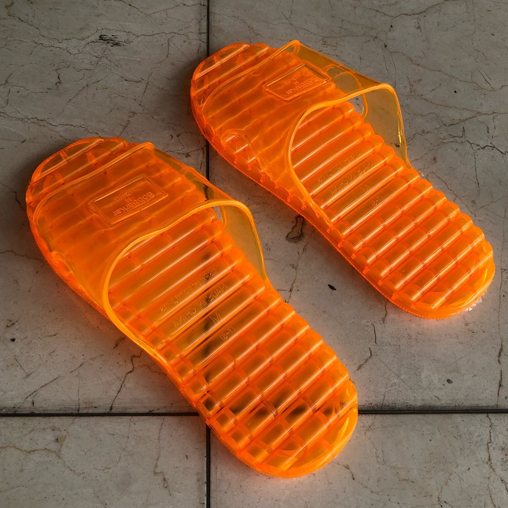 UNISEX Jelly slippers/sandals!